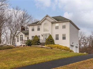 20 Westview Rd, Beacon Falls, CT 06403