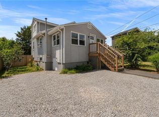 11 Saint Claire Ave, Warwick, RI 02889