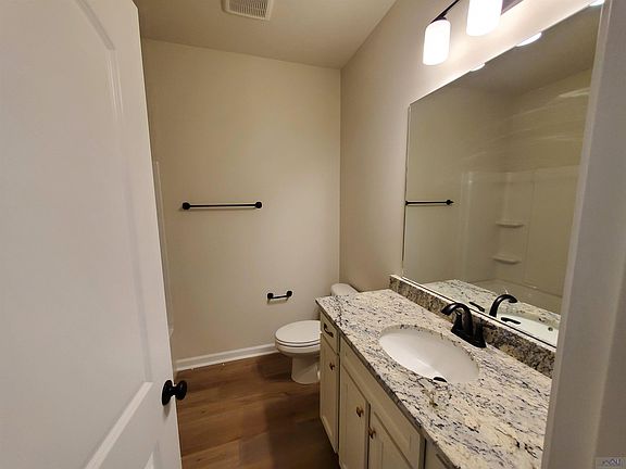 4th image of 234 Pond Dr