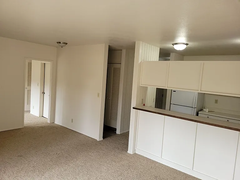 339-Walnut Hill Apartments — Photo 3