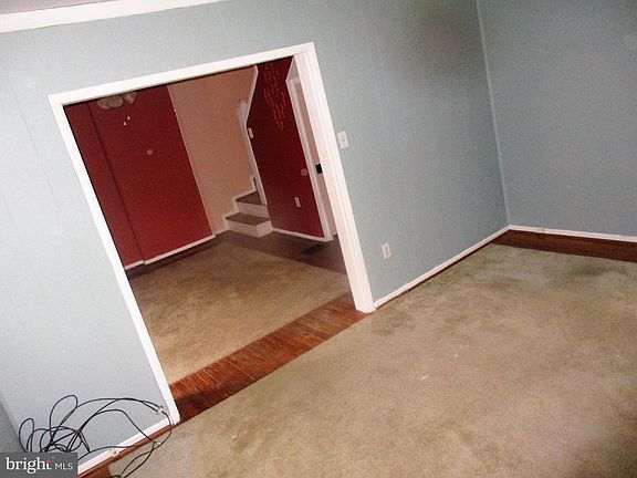 5th image of 218 Norway Ave