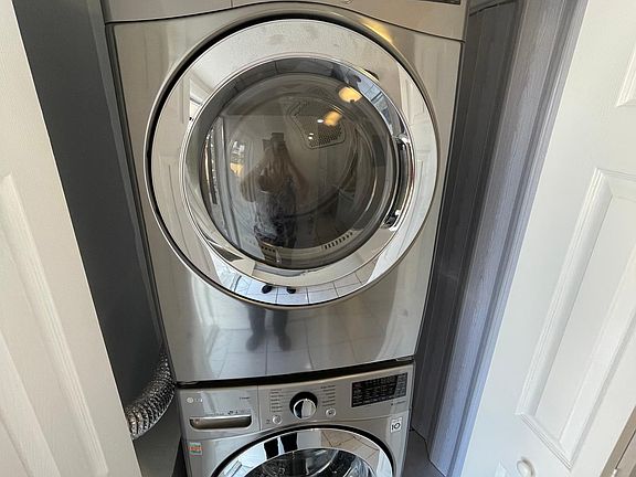5th image of 797 W Lancaster Rd APT F82