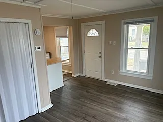 Building Photo - 904 S 4th Ave #1