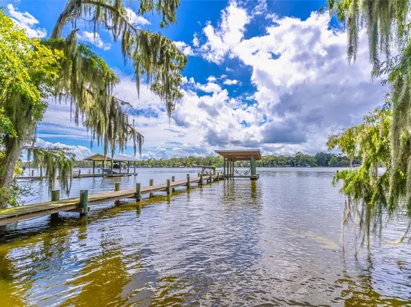 121 N Lake George Dr, Georgetown, FL 32139