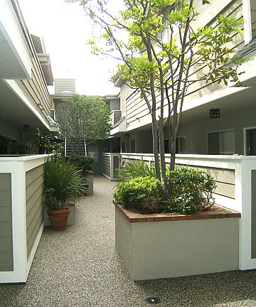 2nd image of 3569 Vinton Ave APT 101