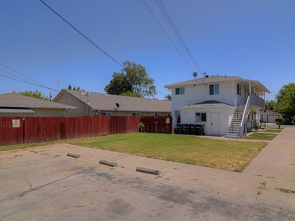 3rd image of 2225 15th Ave