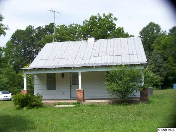 401 Kents Mill Rd, Louisa, VA 23093