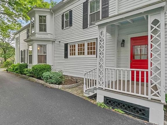 2nd image of 25 South St #1
