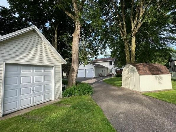 406 S Rum River Dr, Princeton, MN 55371