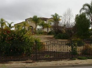 18298 Pinecone Ln, Riverside, CA 92504