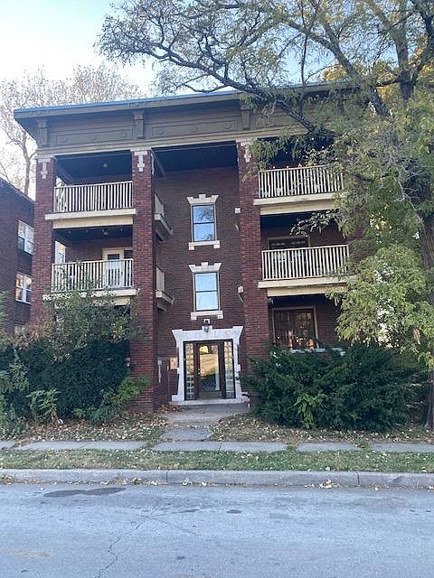 1st image of 2710 Tracy Ave #1C