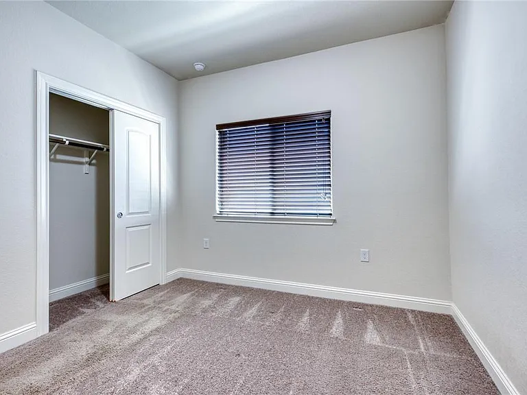 14204 Tyburn Trl — Photo 17