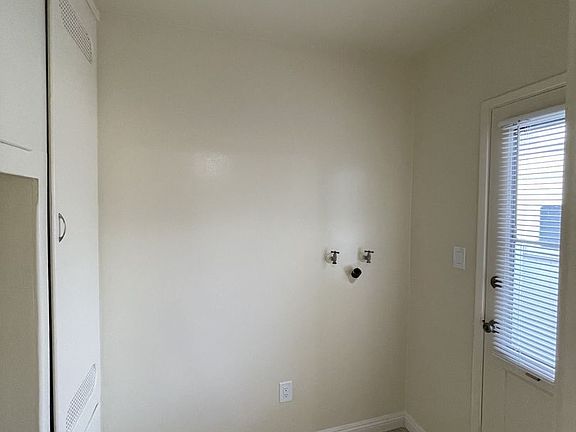 5th image of 570-574 W 18th St #572