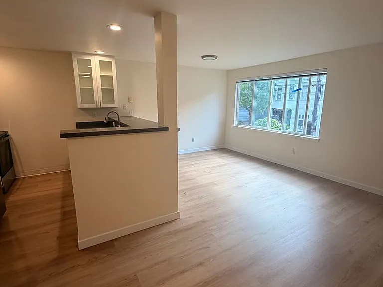 Madrona Court — Photo 25