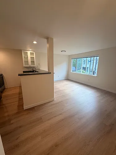 Floor plan 208