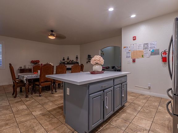3rd image of 901 Cabernet Dr