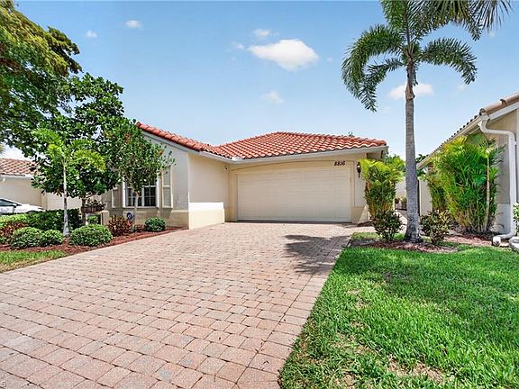 3rd image of 8816 CASCADES ISLE BLVD