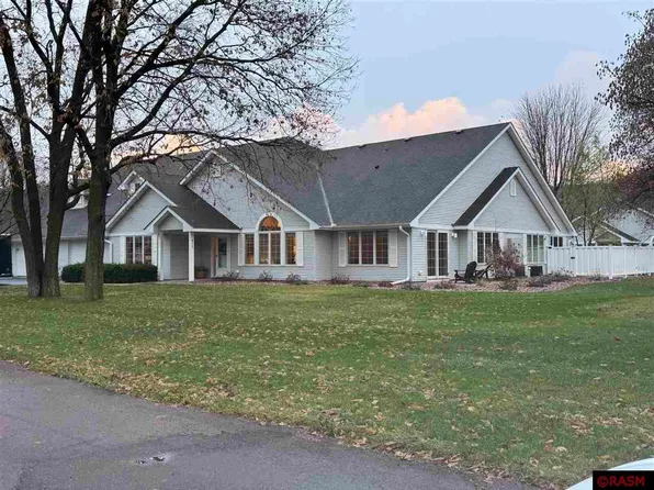 813 Cottonwood St, New Ulm, MN 56073