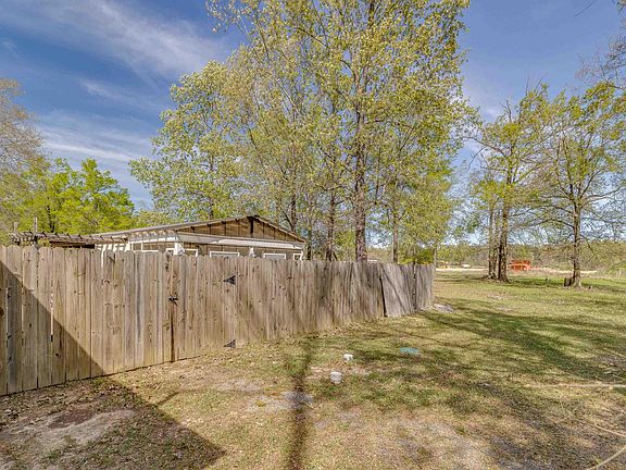 4th image of 842 Swartz Fairbanks Rd