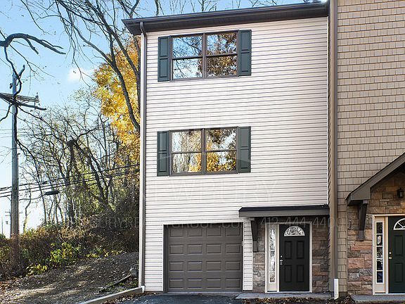 2nd image of 155 Banksville Pl #155