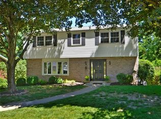 1239 Holy Cross Dr, Monroeville, PA 15146