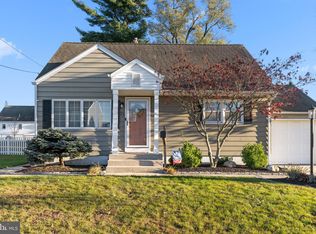 27 Baltusrol St, Hamilton, NJ 08690