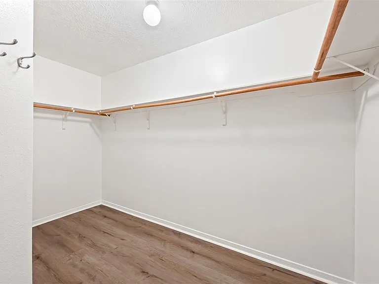5023 Jasmine Meadows Ln — Photo 16
