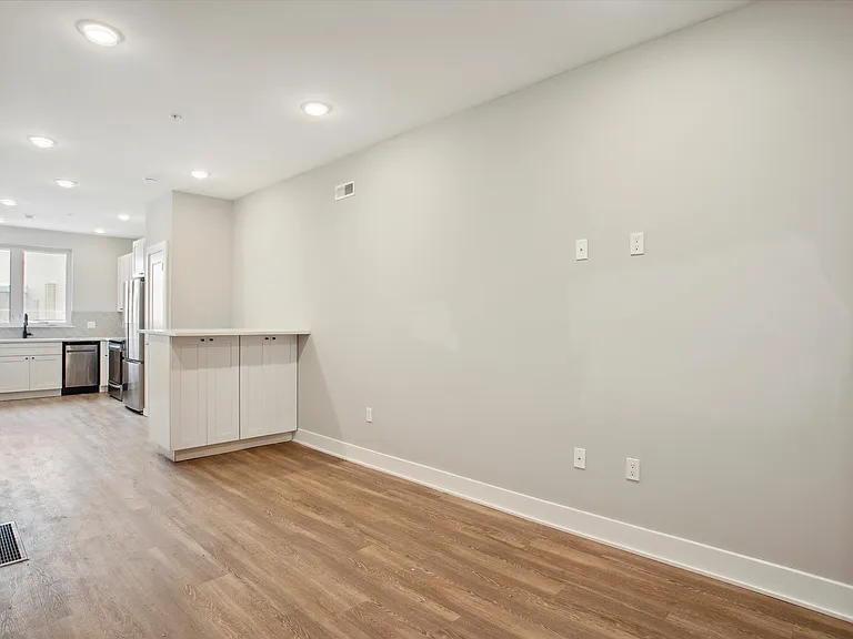 1618 N Sydenham St #A — Photo 7