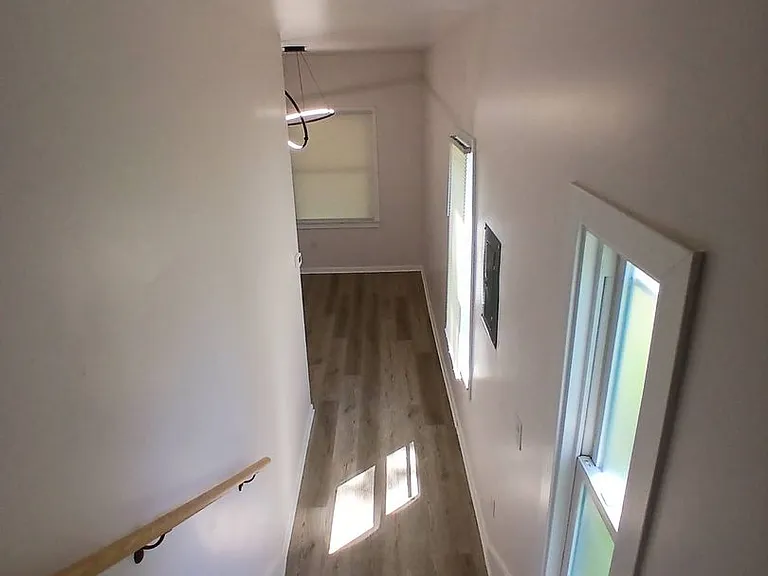 6015 Hosmer Ave — Photo 84