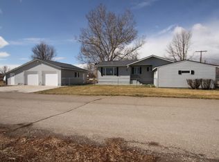 1110 5th Ave, Vaughn, MT 59487