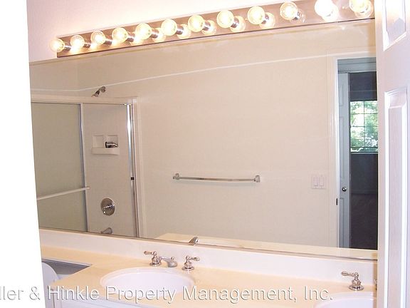 2nd image of 900 Goose Lake Ct