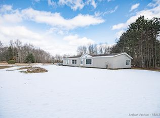 12550 Winter Pines Dr NW, Sparta, MI 49345