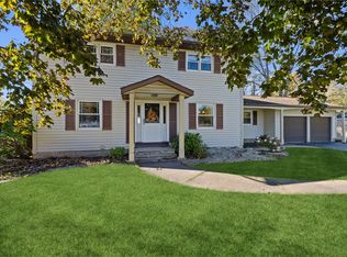5 W Canon Dr, Rochester, NY 14624