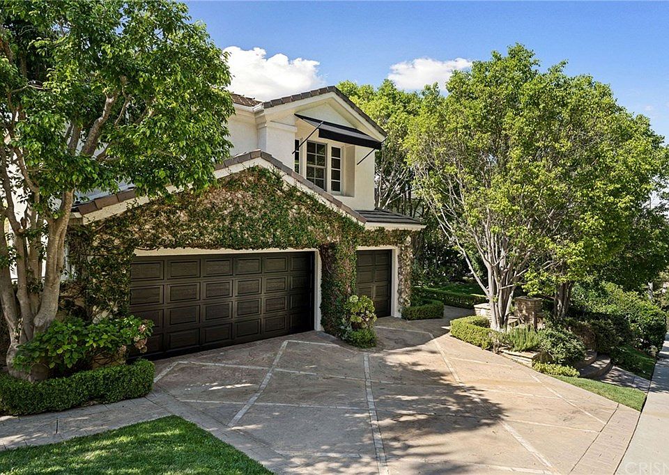 1st image of 3505 Cordova Dr