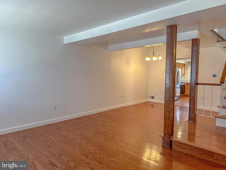 13327 Schwenger Pl — Photo 4