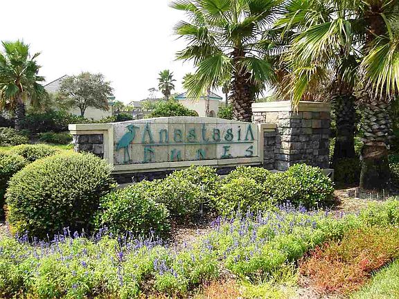 5th image of 336 Ocean Forest Dr