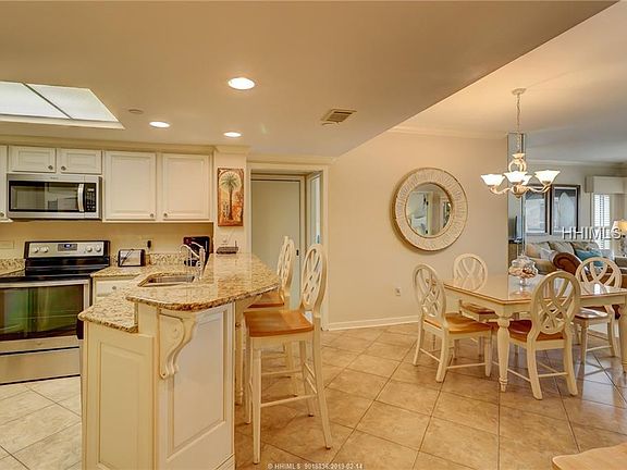 4th image of 77 Ocean Ln APT 110