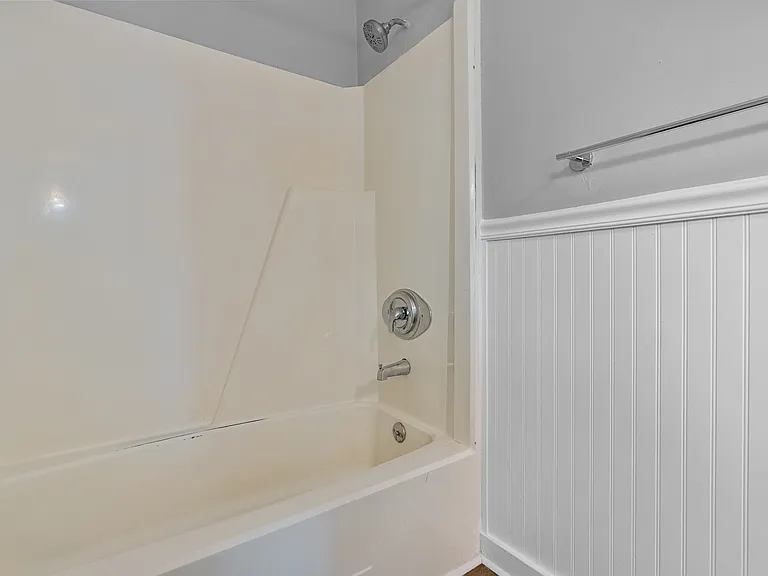 2404 Arkansas Ave #B — Photo 16