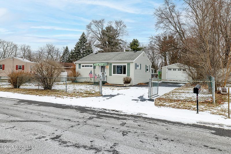 2nd image of 20 Plaske Drive