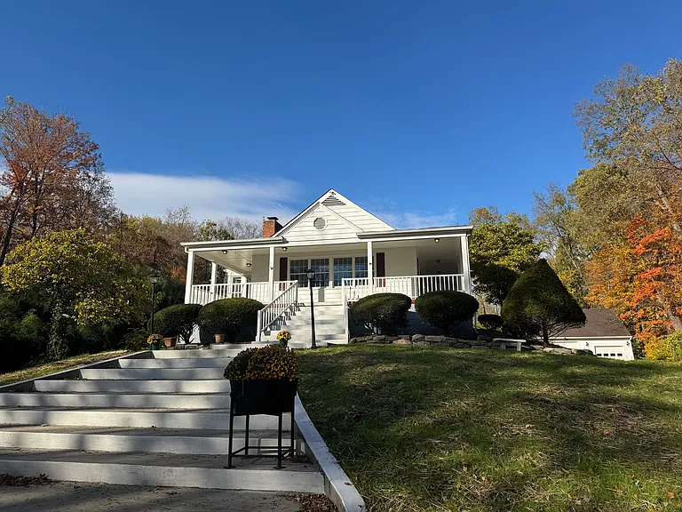 5832 Hamilton Lebanon Rd — Photo 3