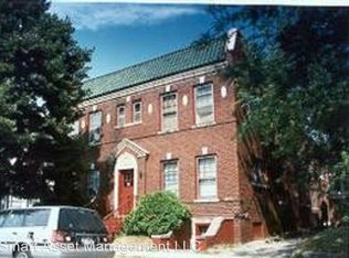 831 College Ave APT 4, Racine, WI 53403