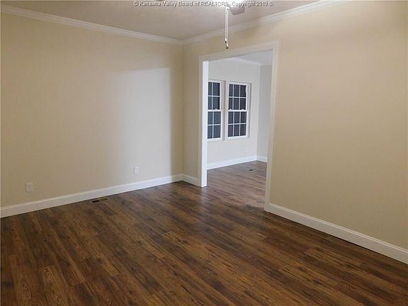 3rd image of 119 W Central Ave
