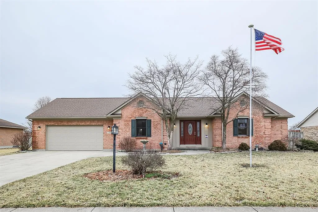 215 Earnhart Dr photo 1