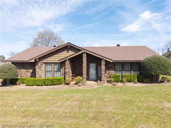 2617 Roxbury Ln, Fort Smith, AR 72908