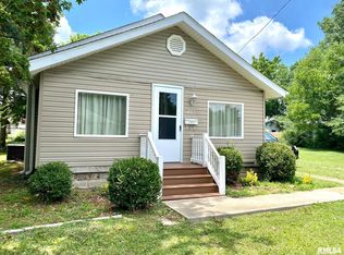 1009 S 22nd St, Mount Vernon, IL 62864