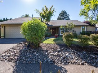 10325 SW Clydesdale Ter, Beaverton, OR 97008