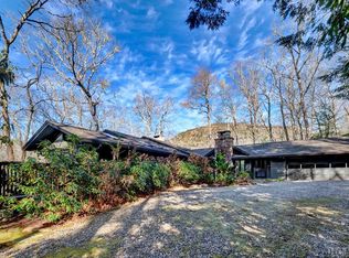400 Old Toll Rd, Highlands, NC 28741