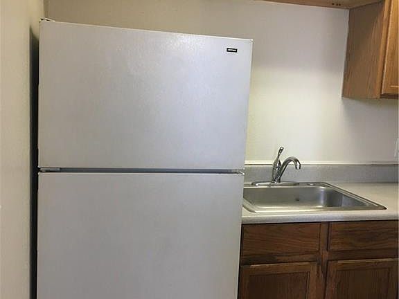 5th image of 924 E Dean Keeton St APT 123