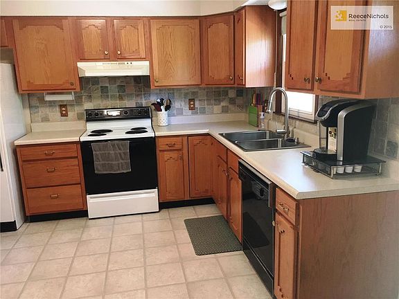 3rd image of 11306 E 58th Ter