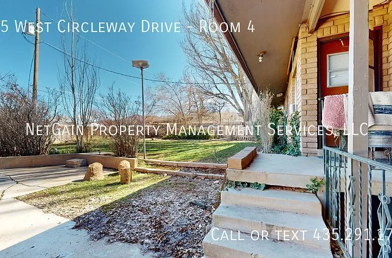 405 W Circleway Dr #4 — Photo 13